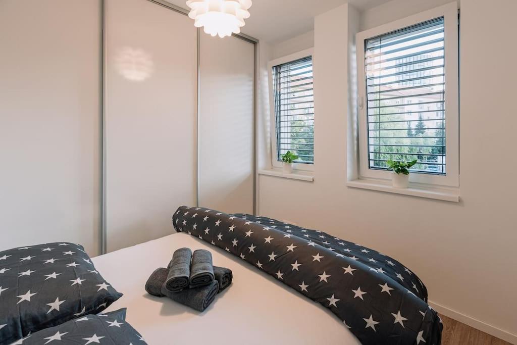 Stylish Apartment Retreat Bratislava Exterior photo